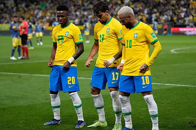 为什么巴西国家队被称为“Canarinha”，为什么他们穿黄色衣服?